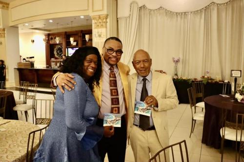 Linda, Charles and Ty